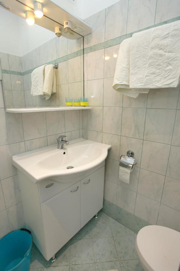 Dino Studio And Room Apartments بورتوروز المظهر الخارجي الصورة